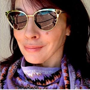 GUCCI 57mm metal frame sunglasses in GOLD